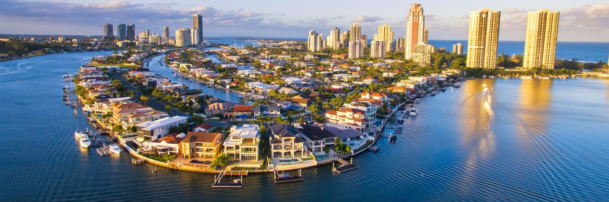 Broadwater, Gold Coast, Queensland Windsurfer Resort