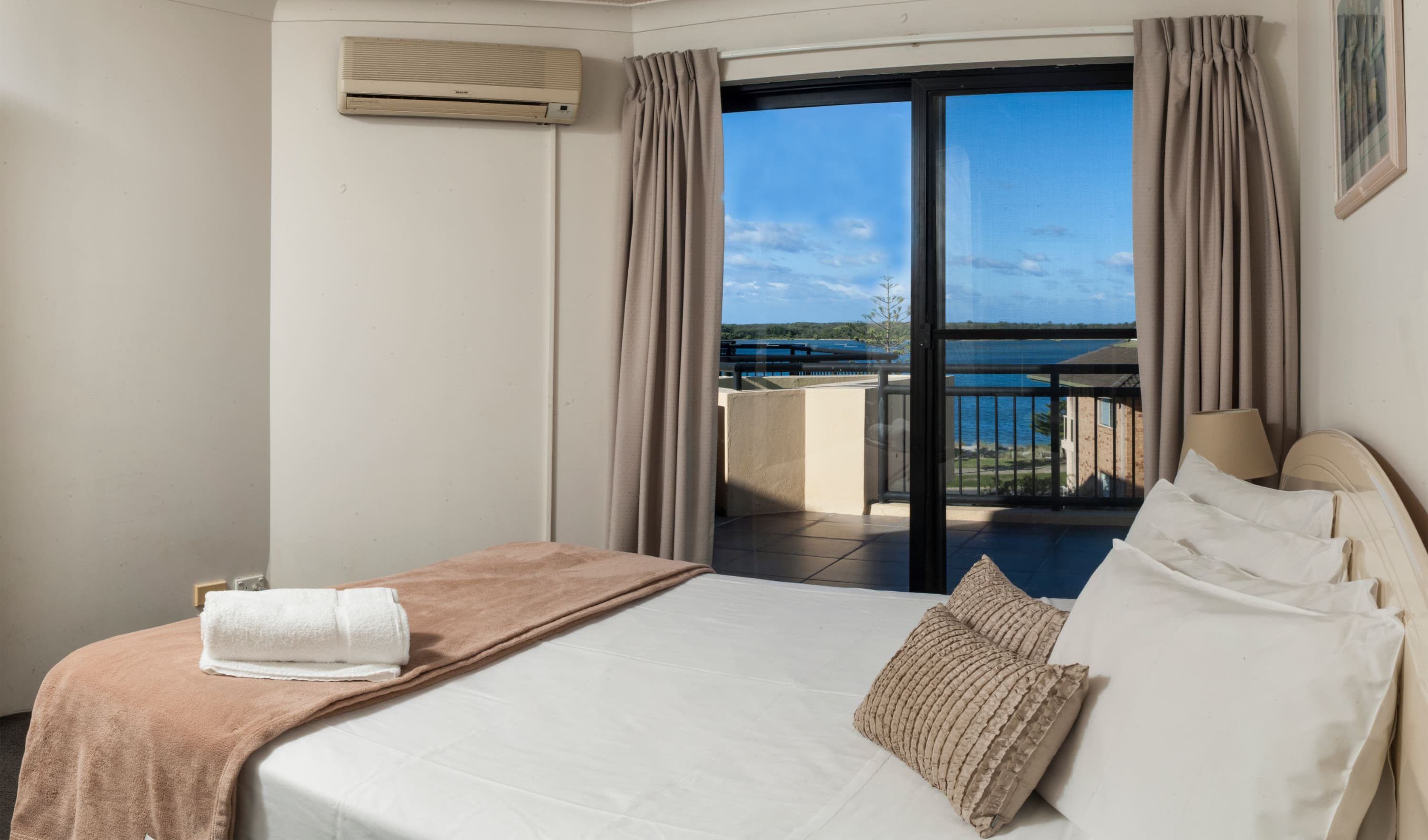 Biggera Waters Accommodation Southport